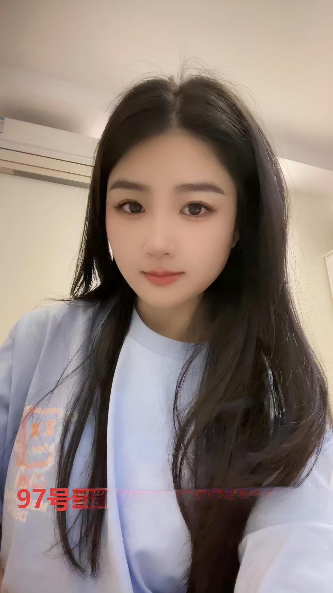 97号新人00后小巧玲珑可爱.JPG
